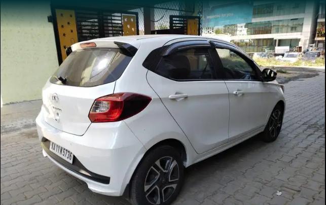 Tata Tiago XTA 2021