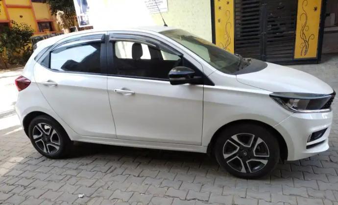 Tata Tiago XTA 2021