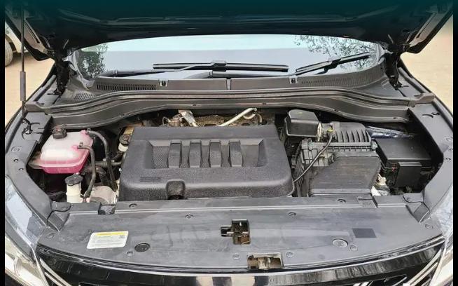 Mahindra XUV700 MX Diesel MT 5 STR 2022