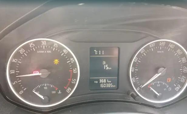 Skoda Laura Ambition 2.0 TDI CR MT 2012