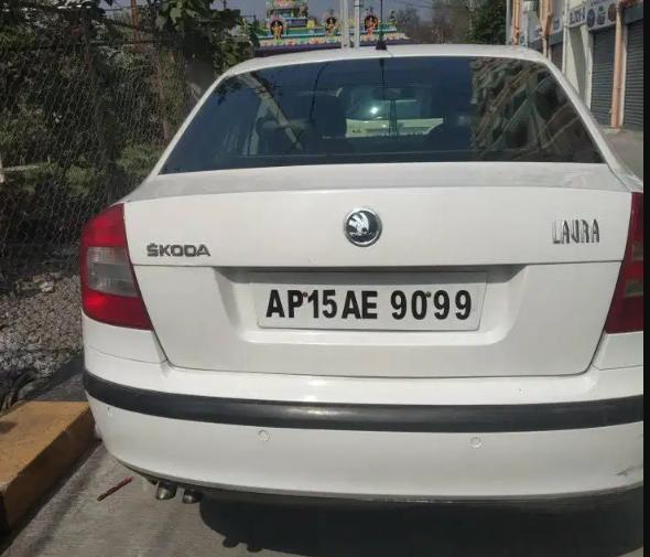 Skoda Laura Elegance 1.9 TDI MT 2007