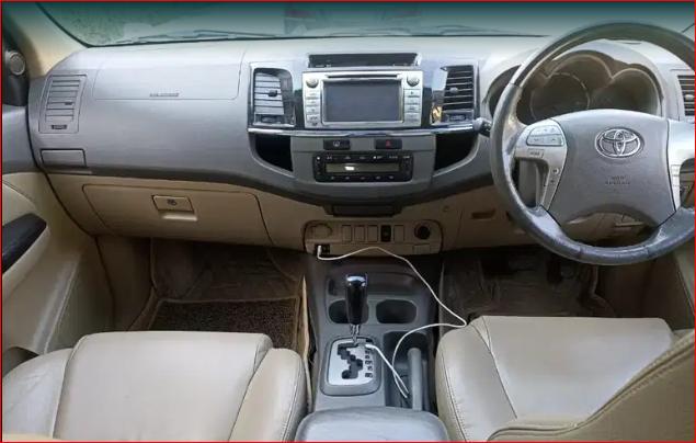 Toyota Fortuner 3.0 4X2 AT 2013