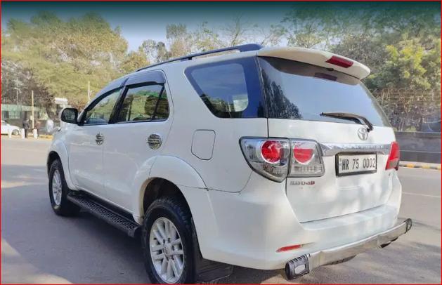 Toyota Fortuner 3.0 4X2 AT 2013