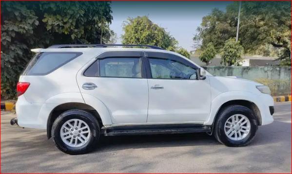 Toyota Fortuner 3.0 4X2 AT 2013