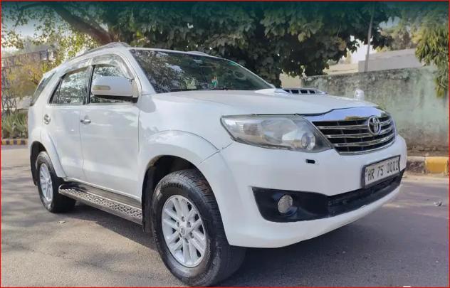 Toyota Fortuner 3.0 4X2 AT 2013