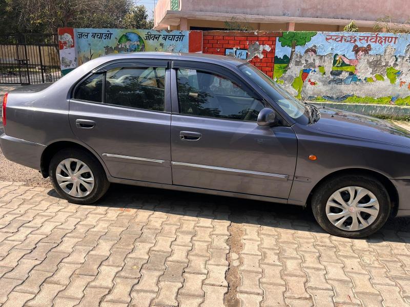 Hyundai Accent GLS 2011