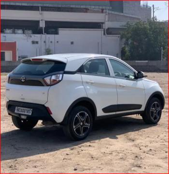 Tata Tiago Revotron XE 2018