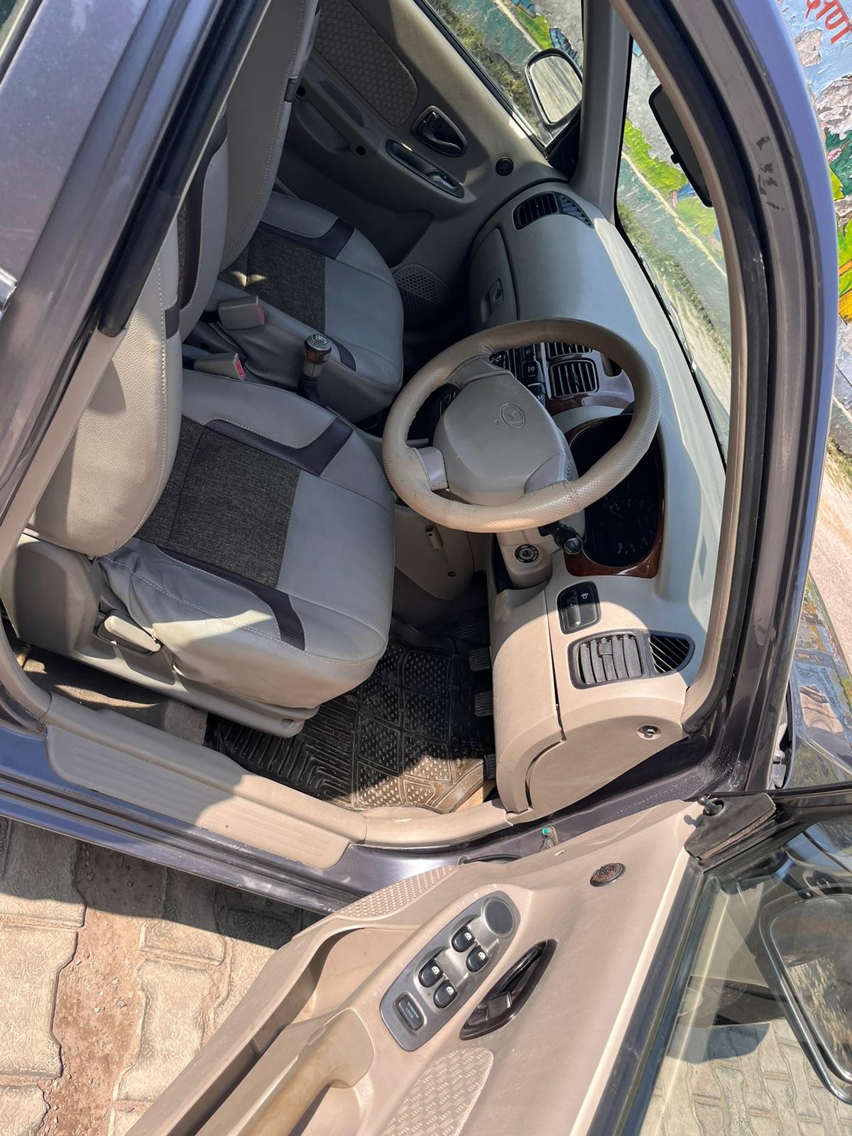 Hyundai Accent GLS 2011