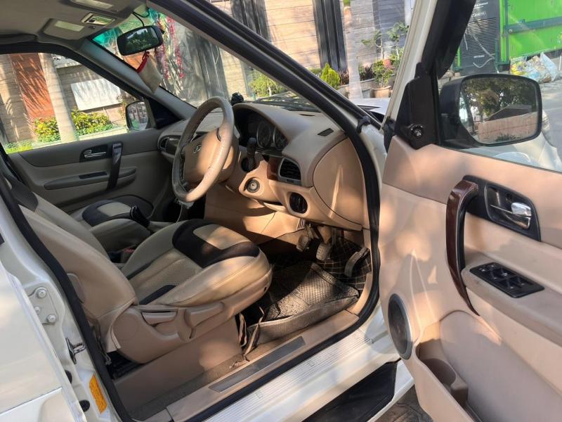 Tata Safari Storme 2.2 VX 4x2 2015
