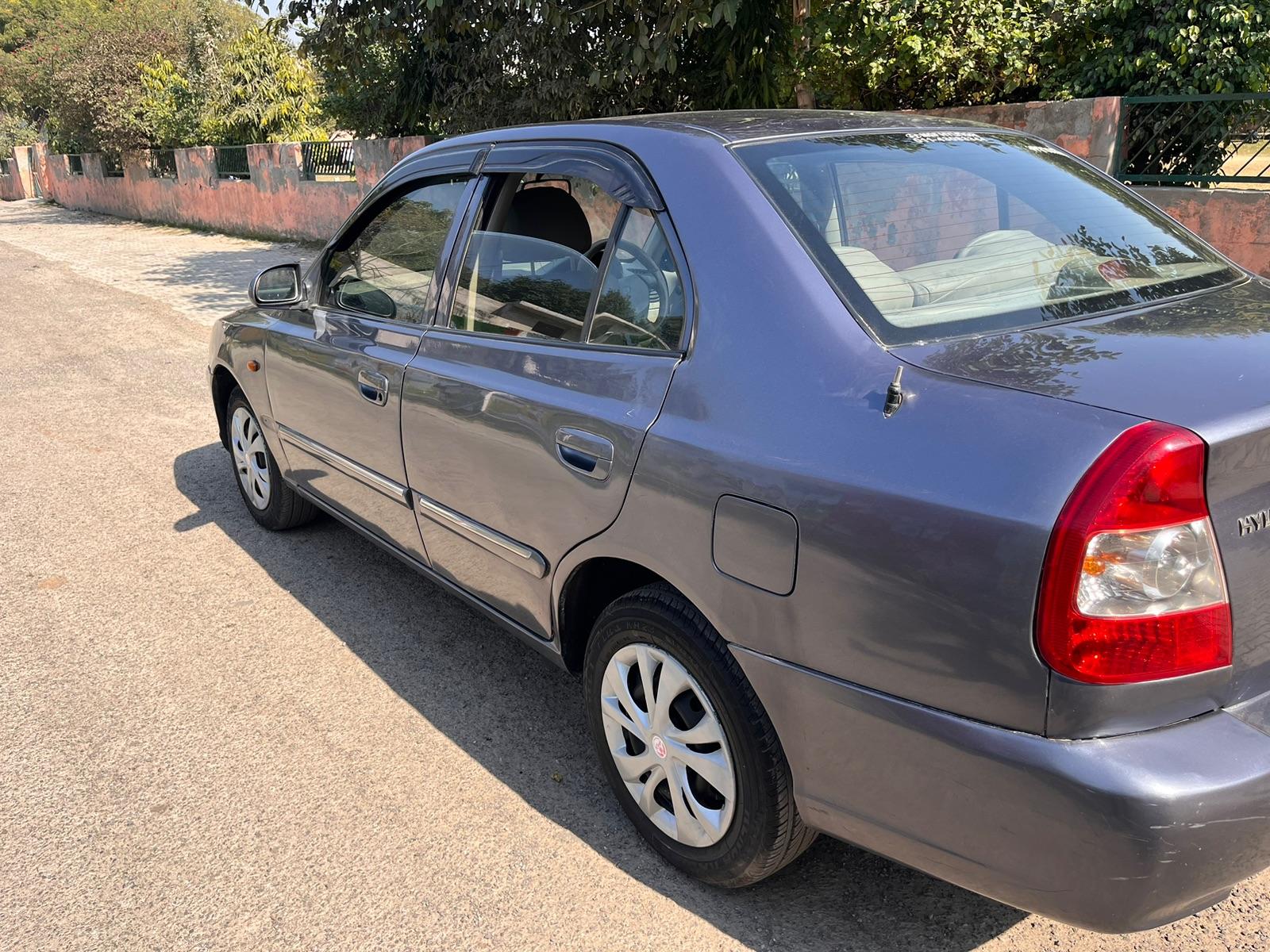 Hyundai Accent GLS 2011