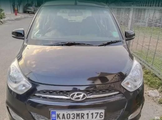 Hyundai i10 Sportz 1.2 AT 2012