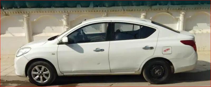 Nissan Sunny XV PETROL 2011