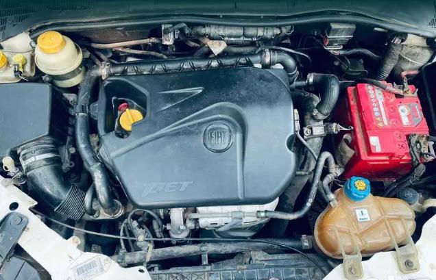 Fiat Linea 1.4 T-Jet Emotion 2012