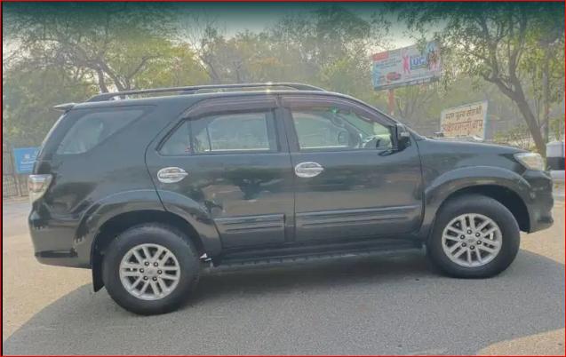 Toyota Fortuner 3.0 4x4 AT 2013