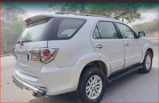 Toyota Fortuner 3.0 4x2 MT 2013