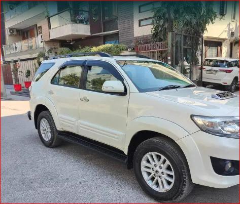 Toyota Fortuner 3.0 4x2 MT 2013