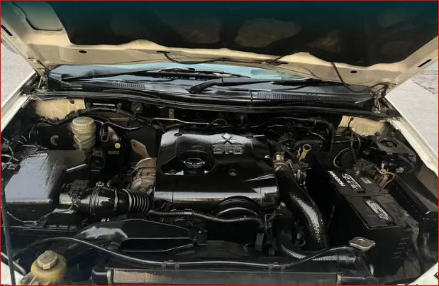 Mitsubishi Pajero Sport 2.5 AT 2015