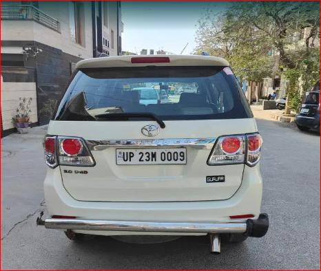 Toyota Fortuner 3.0 4x2 MT 2013