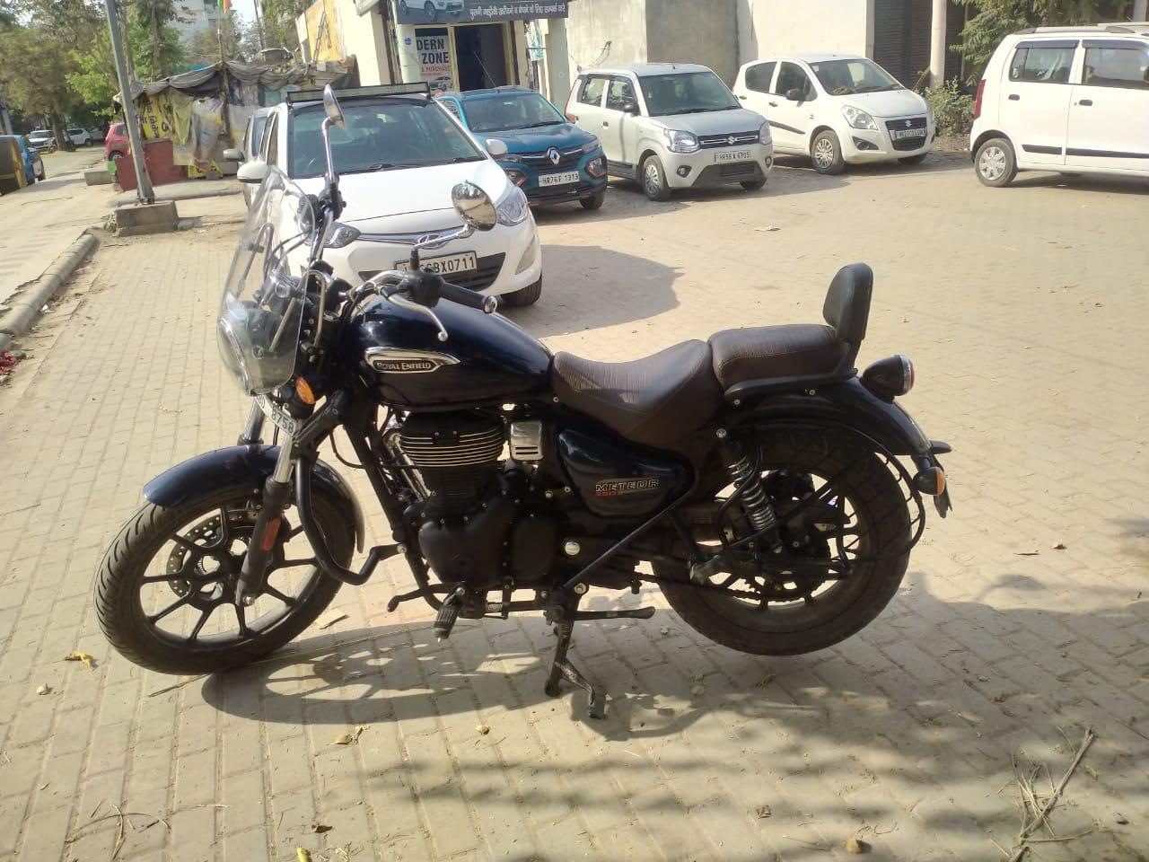 Royal Enfield Meteor 350 Stellar 2022