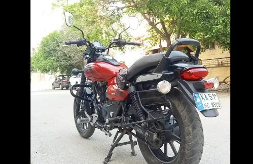 Bajaj Avenger Street 180 2018