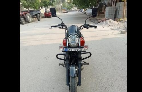 Bajaj Avenger Street 180 2018