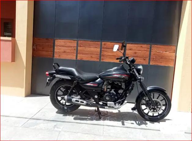 Bajaj Avenger 220cc 2016