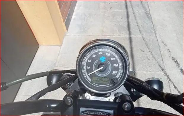 Bajaj Avenger 220cc 2016