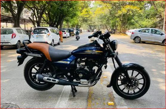 Bajaj Avenger Street 160 ABS FI BS6 2020
