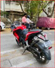Bajaj Pulsar RS200 2016