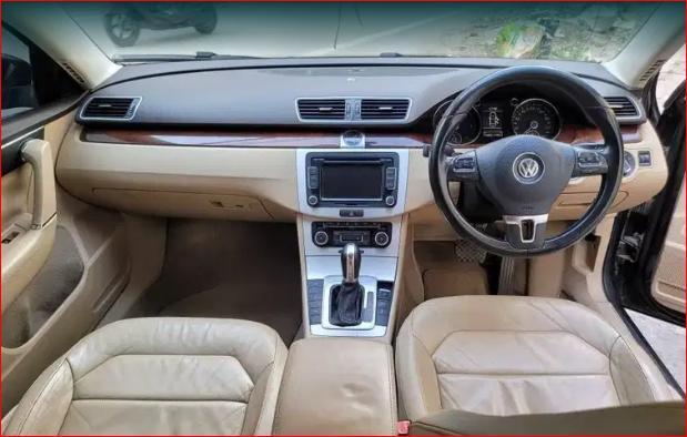 Volkswagen Passat Comfortline 2.0 TDI AT 2011