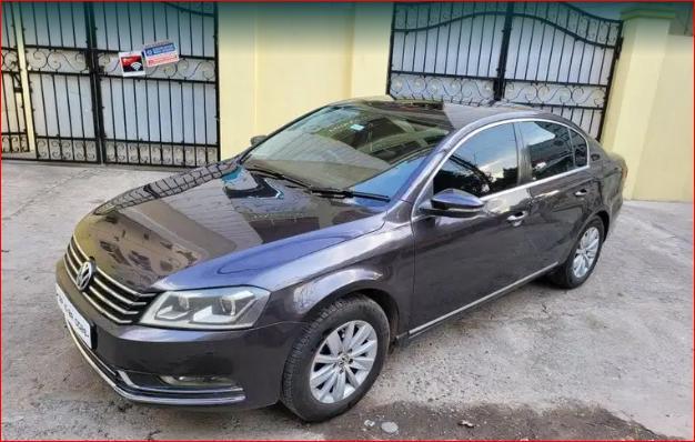 Volkswagen Passat Comfortline 2.0 TDI AT 2011