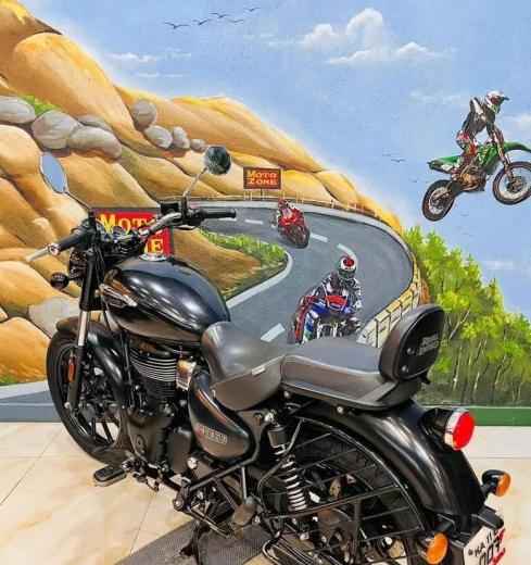 Royal Enfield Meteor 350 Stellar 2021