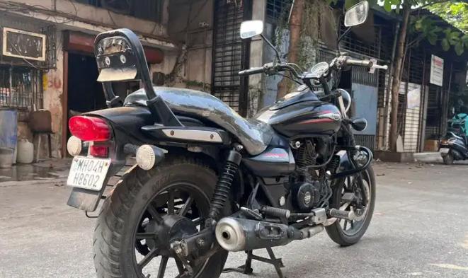 Bajaj Avenger 220cc 2016