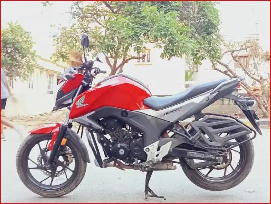 Honda CB Hornet 160R CBS 2016