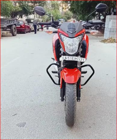 Honda CB Hornet 160R CBS 2016