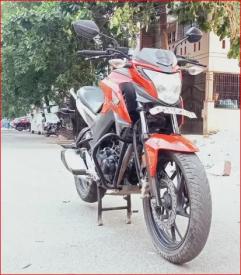Honda CB Hornet 160R CBS 2016