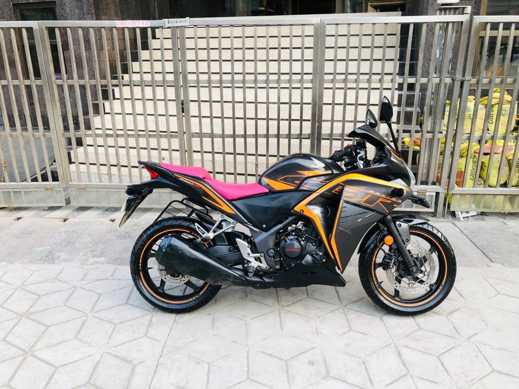Honda CBR 250R 2019