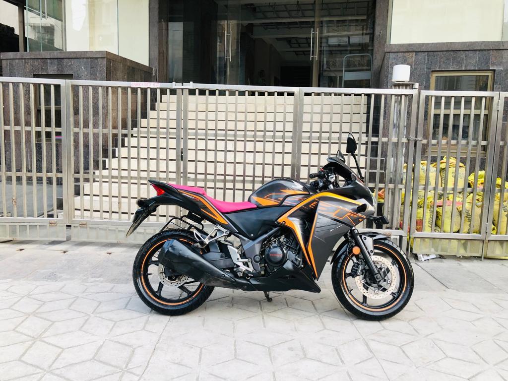Honda CBR 250R 2019