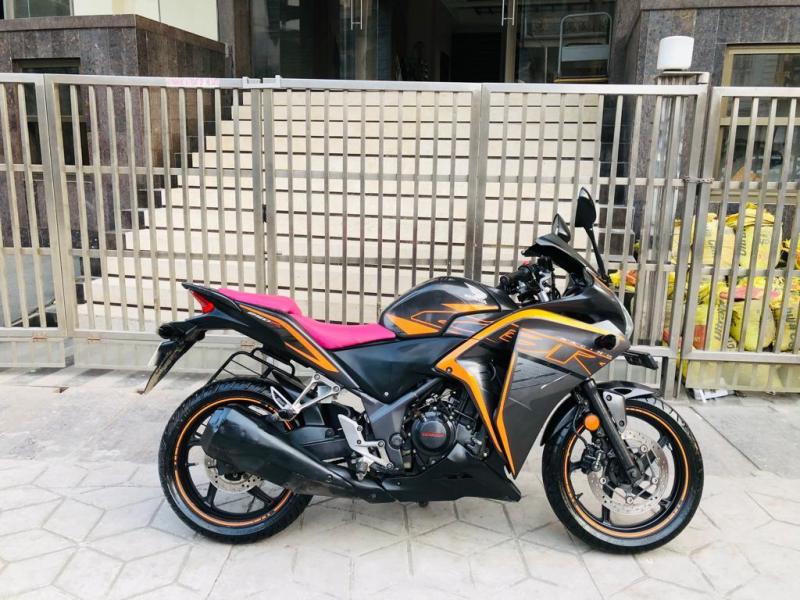 Honda CBR 250R 2019