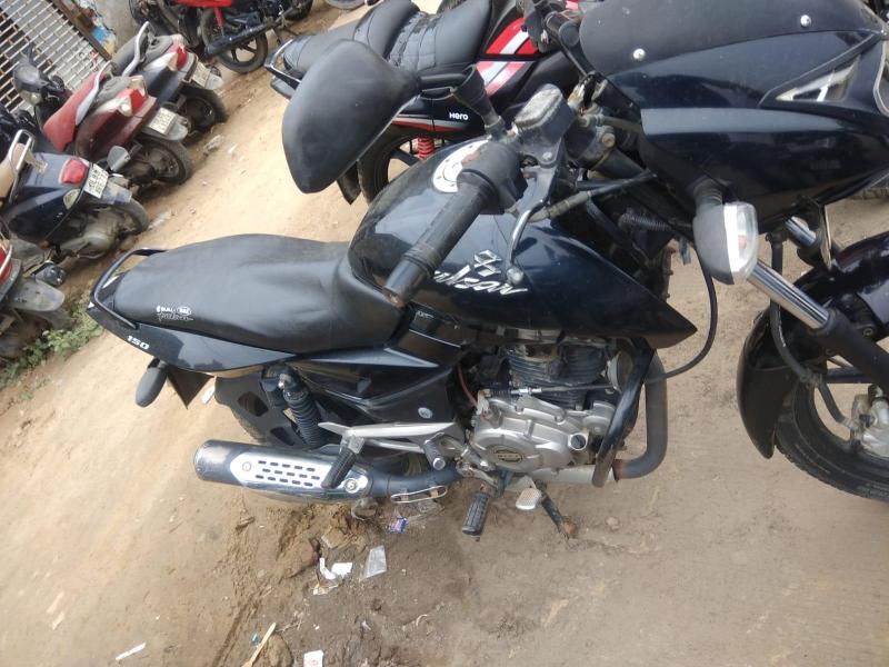 Bajaj Pulsar 150cc 2011