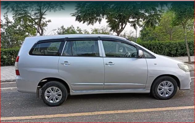 Toyota Innova 2.5 GX 7 STR BS IV 2014