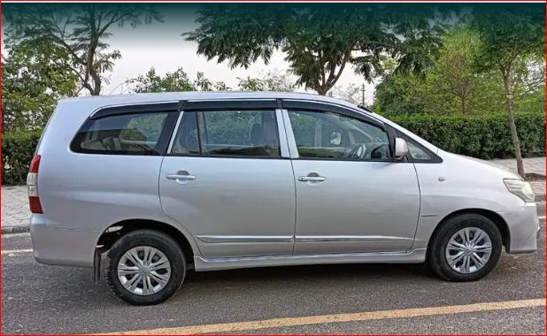 Toyota Innova 2.5 GX 7 STR BS IV 2014