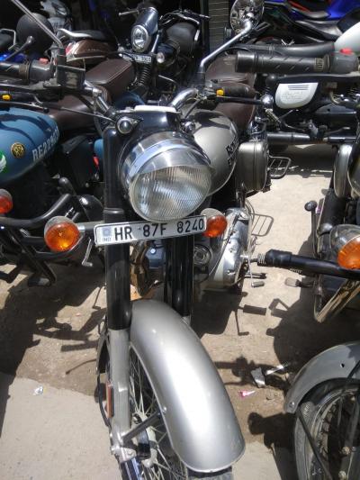 Royal Enfield Classic Gunmetal Grey 350cc ABS Spoke BS6 2021