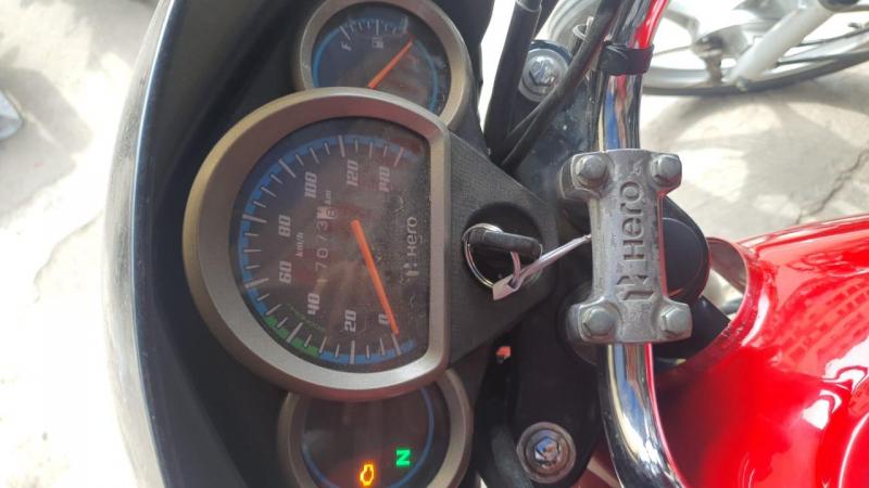 Hero Super Splendor Self Drum Alloy 125cc BS6 2020