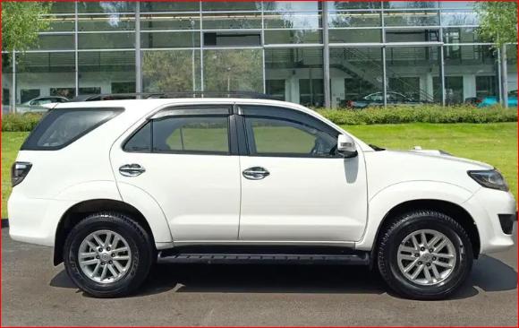 Toyota Fortuner 3.0 4X2 AT 2014