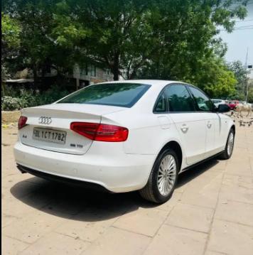 Audi A4 35 TDI Premium Plus 2015