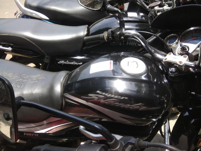 Hero Super Splendor Self Drum Alloy 125cc BS6 2020