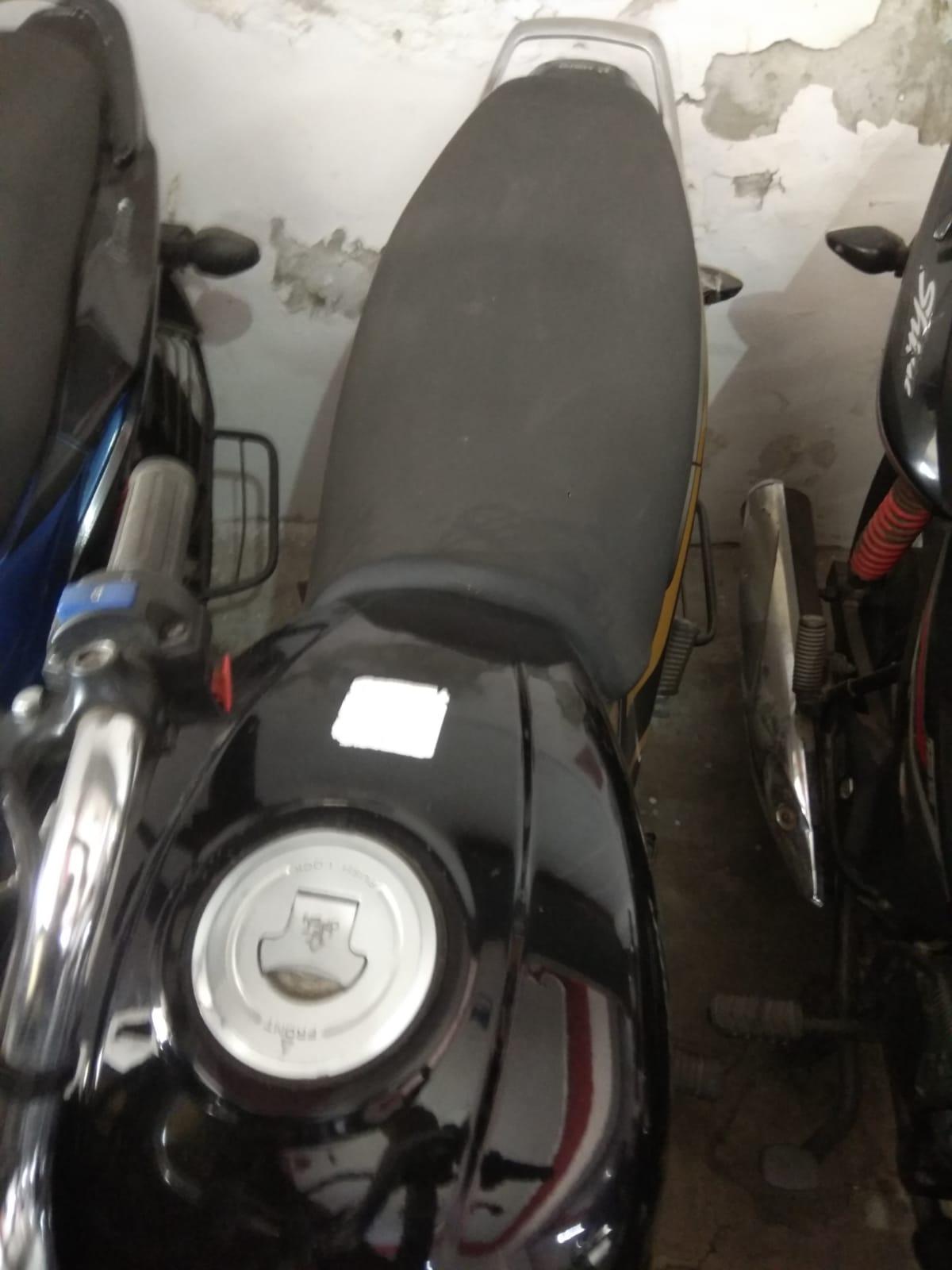 Hero Super Splendor Self Drum Alloy 125cc 2022