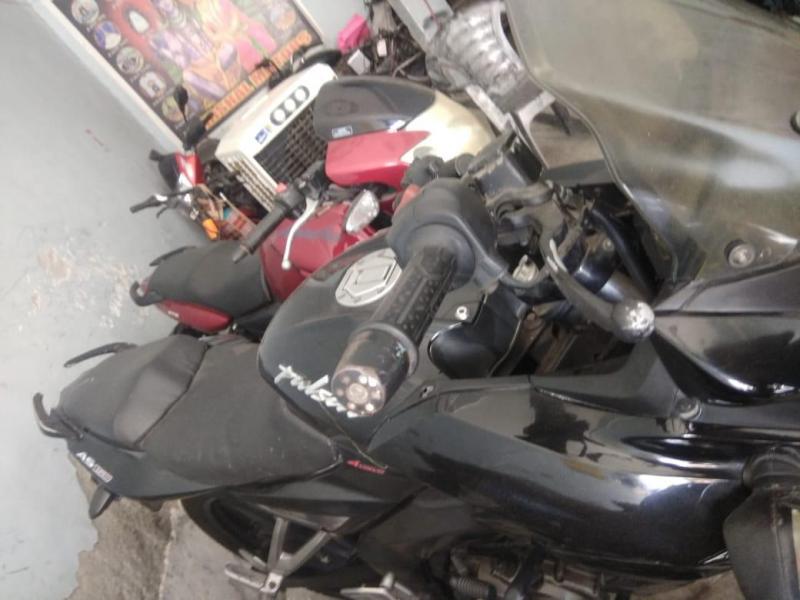 Bajaj Pulsar AS150 2015