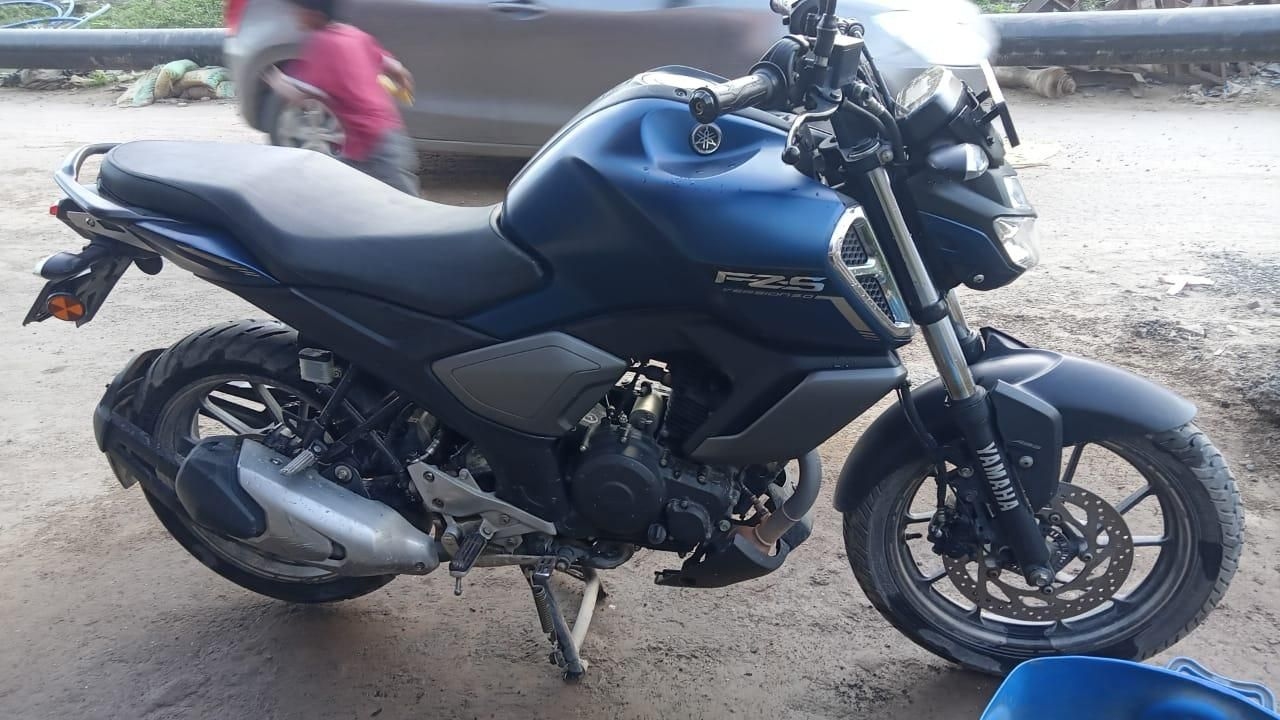 Used Yamaha Fzs Fi V Cc Model Pid Bike For Sale In Gurugram